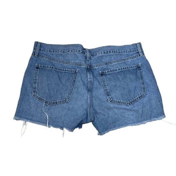 Old Navy Denim Jean Shorts Medium Wash Raw Hem Size 12 - Picture 2 of 7